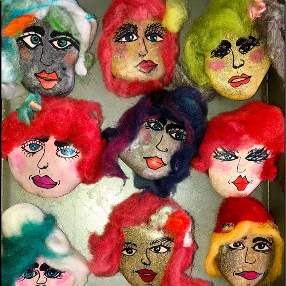 Rock faces painted w/ acrylic paint, big Lips! - Picture 7 of 7